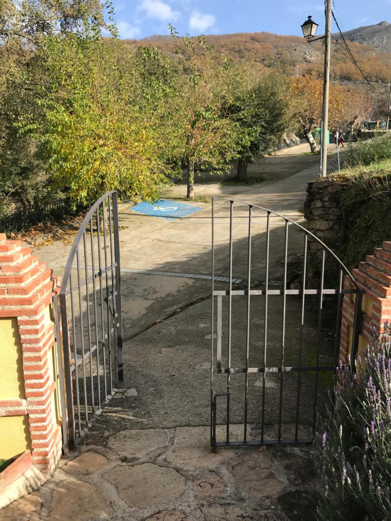 Aroma De Primavera En Casas Rurales Acebuche Casas del Monte Екстериор снимка